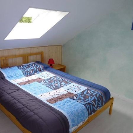 Maison Lumineuse Et Spacieuse Avec Terrain Ла Бурбул Екстериор снимка